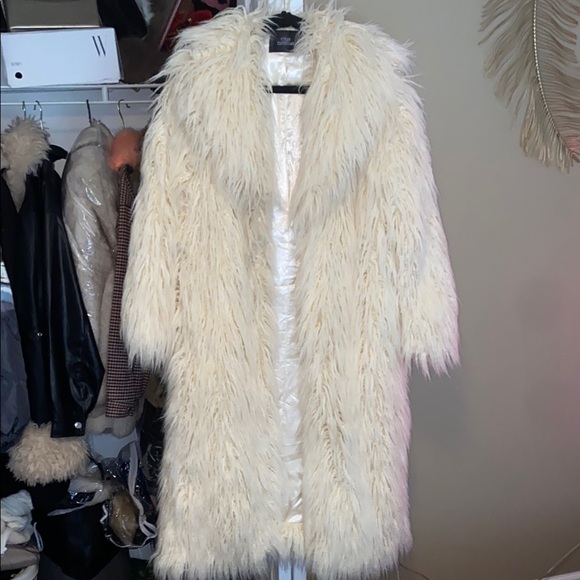 Urban Outfitters Fluffy Faux Fur Jacket in Cream - Picture 1 of 9